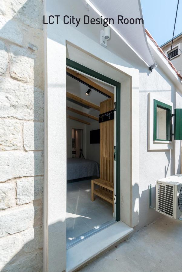 Lct City Design Apartment Split Exterior foto